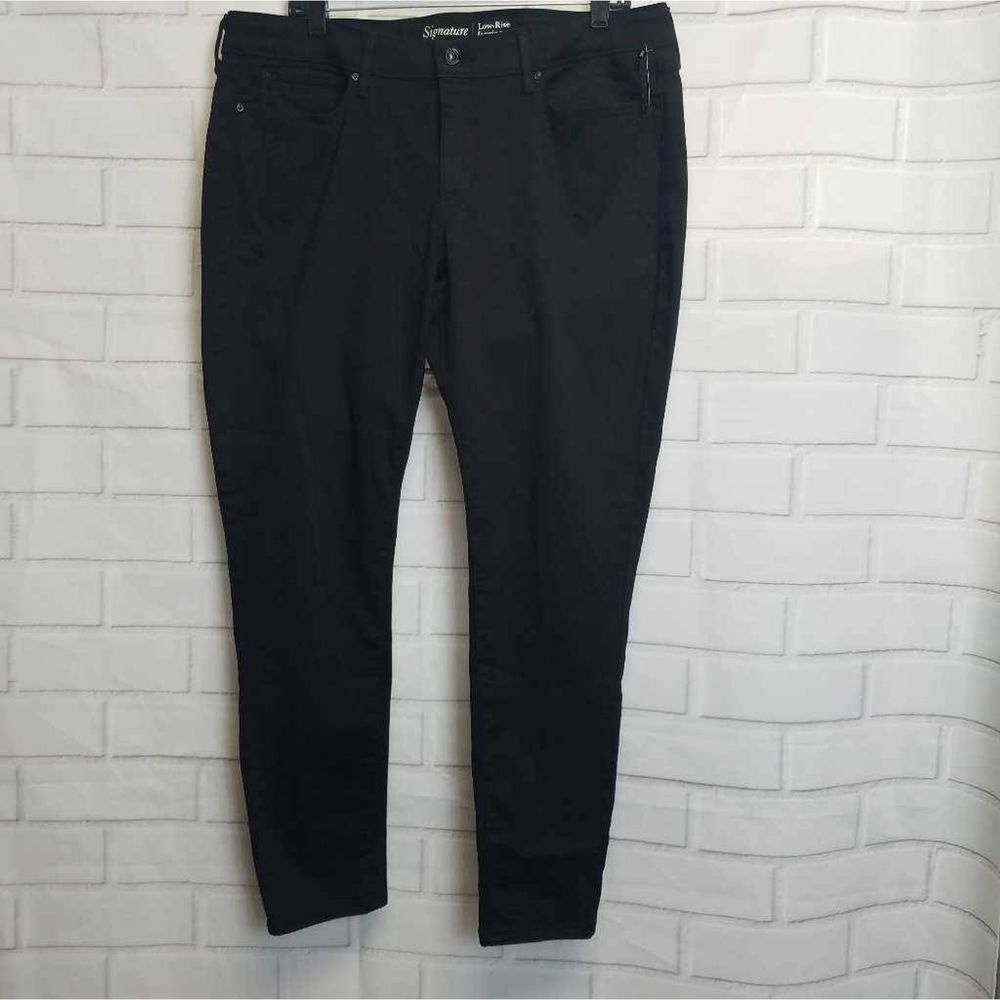 NWOT Levis Womens Signature Low Rise Jeggings 20M